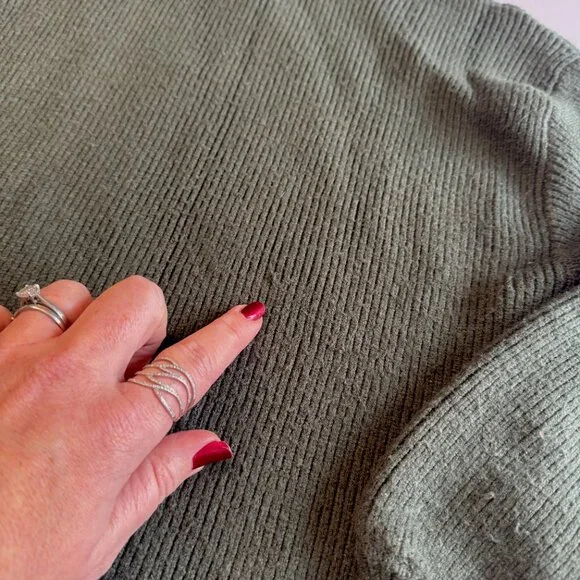 Francesca's Mi Ami Avery Balloon Sleeve Turtleneck Sweater - Olive Green, Large - Picture 8 of 12